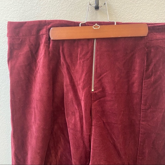 Code X Mode Burgundy red velvet wide leg cropped high waisted zip pants womens M - Picture 8 of 9